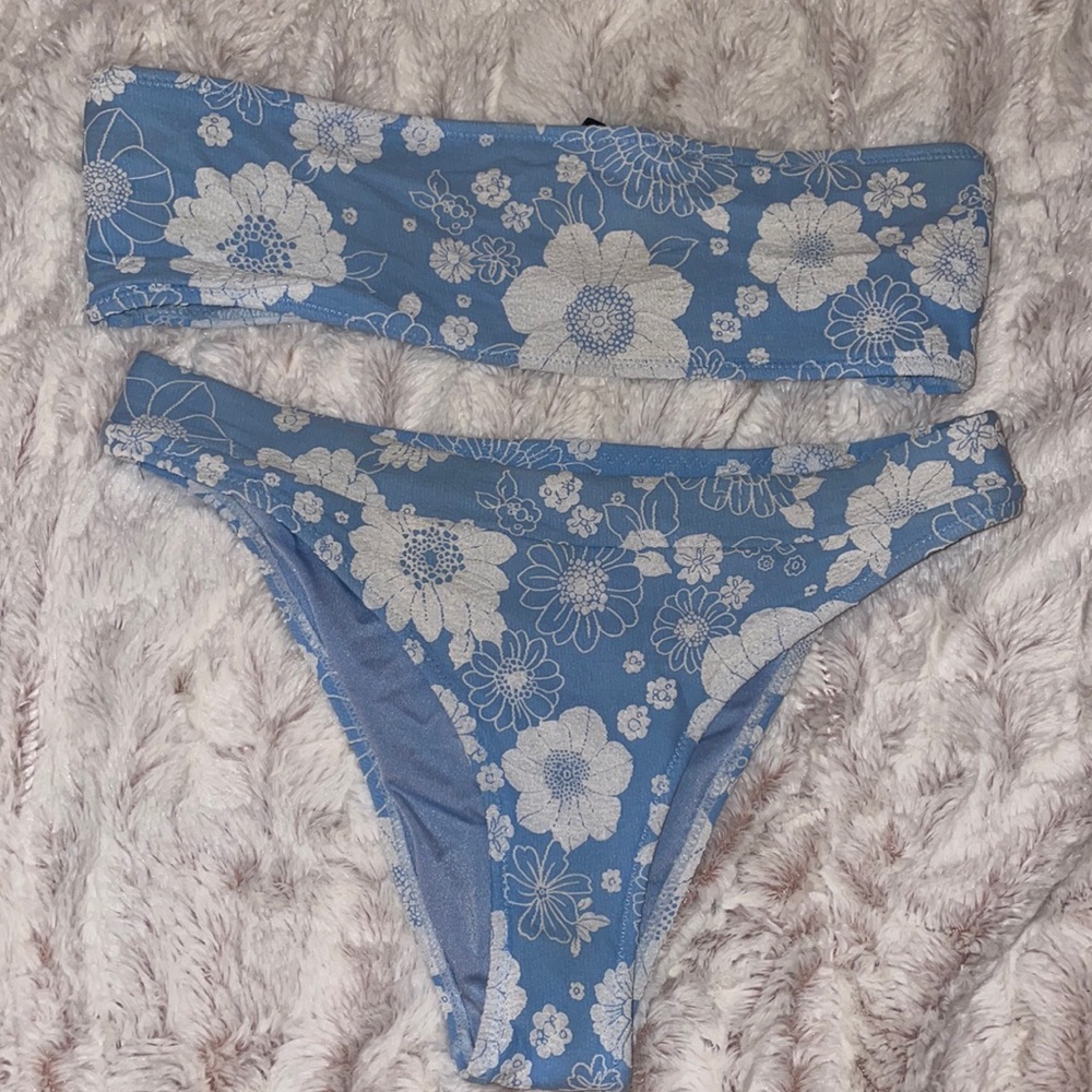 Triangl swimsuit